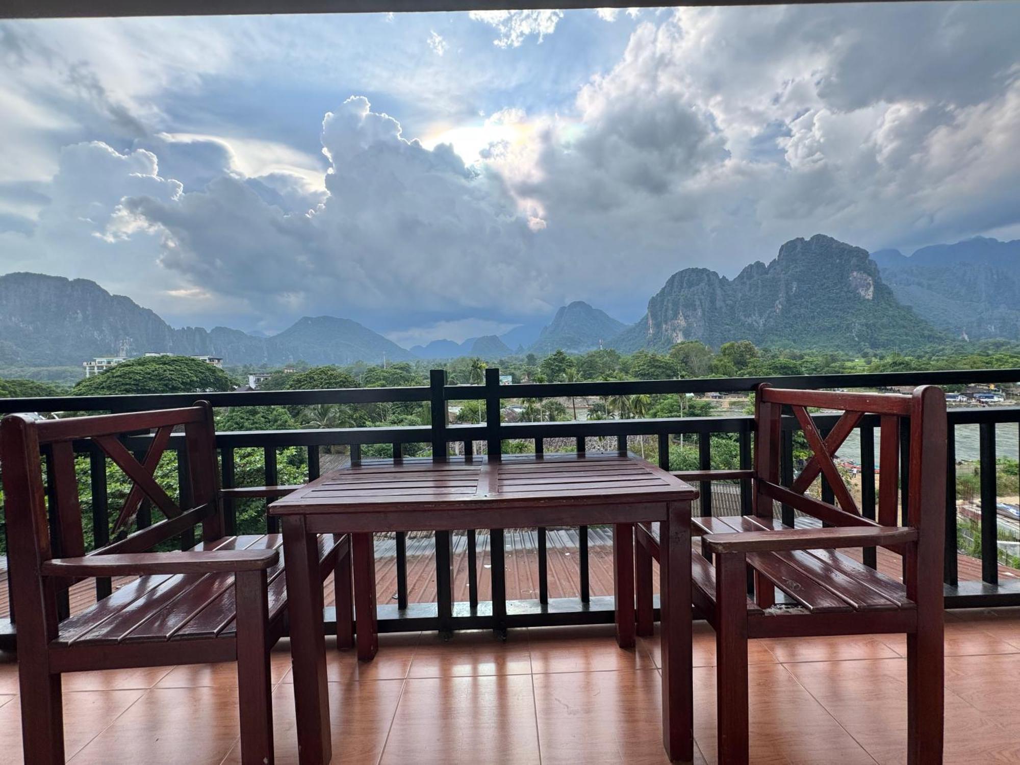 Vang Vieng Santara Backpackers Hostel 外观 照片